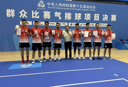 湖南现代物流职业技术学院教师在第十五届运动会群众比赛气排球项目中勇夺佳绩