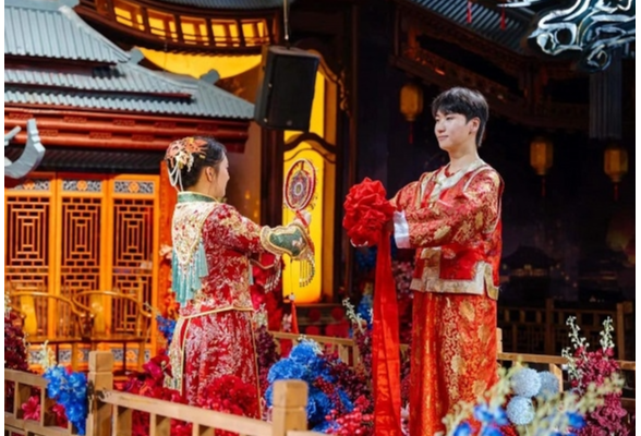 长沙民政职院：毕业答辩秒变婚礼现场