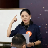 湖南铁道职院教师王秀娟：以语为桥铸匠心，以爱为炬照征程
