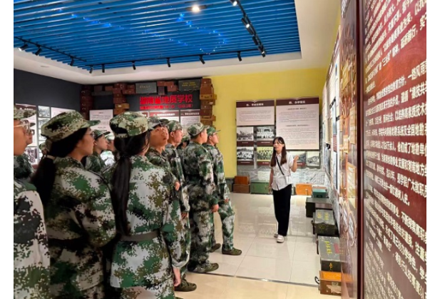 湖南工程职业技术学院连续四年开展新生校史教育 赋能4666名学子爱校荣校情怀