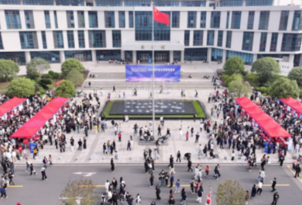 湖南化工职业技术学院举行2026届毕业生校园双选会