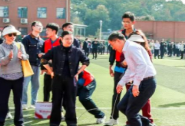 长沙航院胜利举办教职工2025年趣味运动会