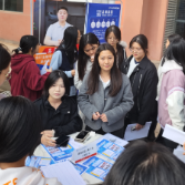 未毕业先“锁岗”，长沙商贸旅游职院为2026届毕业生搭起“就业桥”