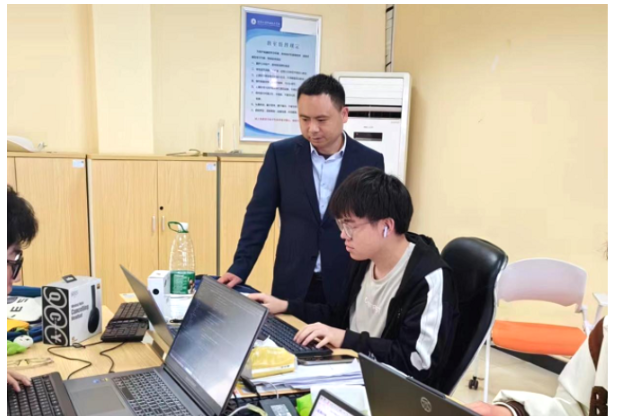 深耕高职IT教育22载，做技术技能人才的“筑梦人”