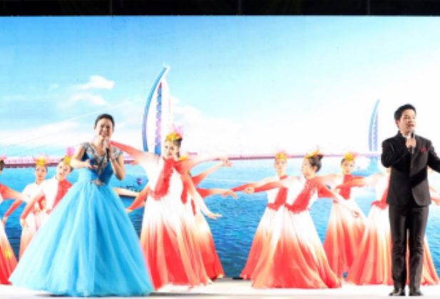 歌声飘过七十载 职教筑梦谱新篇｜江华职业中专学校“职教之夜”文艺晚会精彩上演