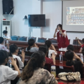“天使之翼”守护童梦：益阳医专志愿者护航儿童七彩假期