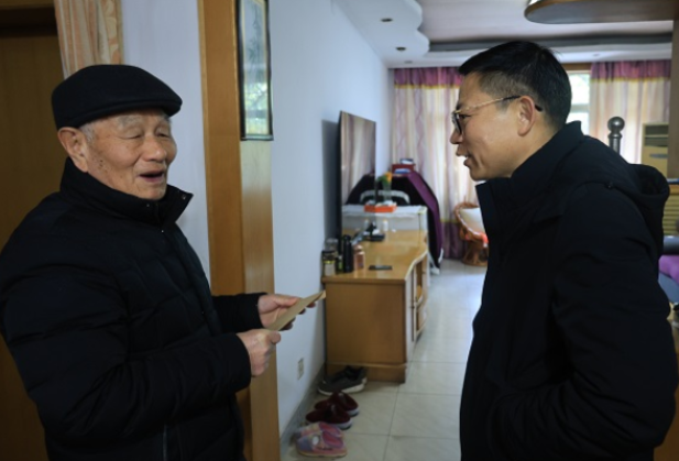 新春送温暖 关怀暖人心 ——湖南工程职业技术学院开展春节前走访慰问活动