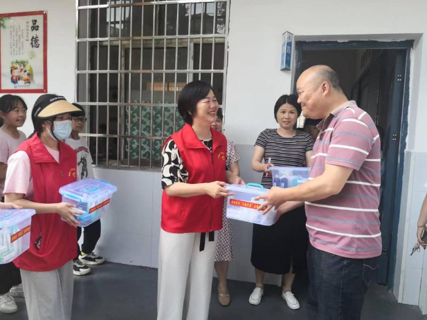深耕健康帮扶十三载 益阳医专获评省属高校精准帮扶优秀典型项目