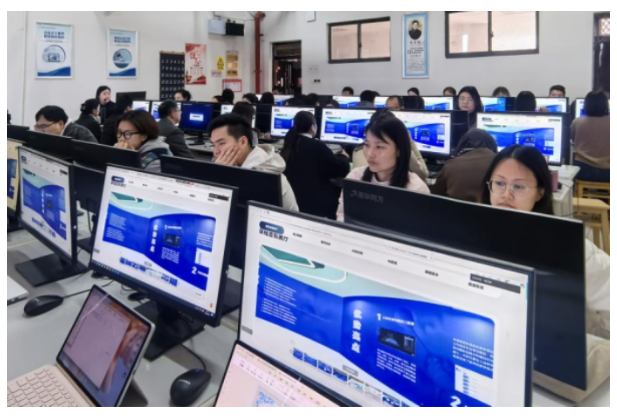 贯彻“关键要素”改革  湖南化工职院举办AI赋能智慧课程建设工作坊