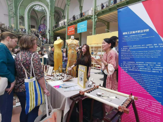 聚焦2026年湖南职教周| 夏能权：塑内核 铸芯片 强引擎 打造“新双高”湘绣样板