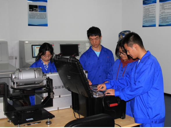 为“科创青年”打造“筑梦堡垒”——长沙航空职业技术学院推进创新创业教育工作纪实