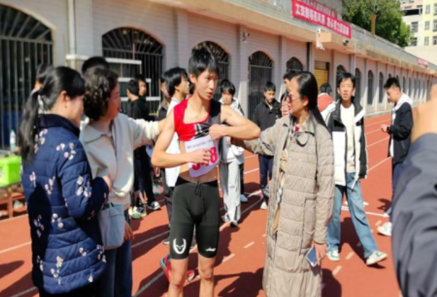 追风少年周文祺：用奔跑改写人生