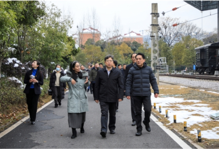 湖南铁路科技职院：省纪委省监委驻省教育厅纪检监察组组长曾市南来校调研考察清廉建设工作