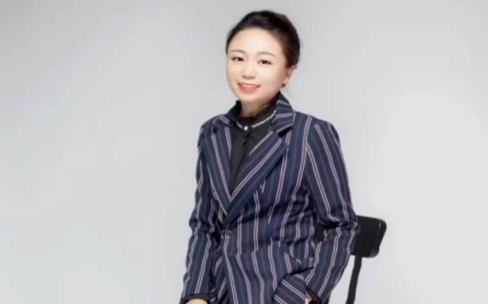 王亚平：从服务员逆袭成“包点女王”
