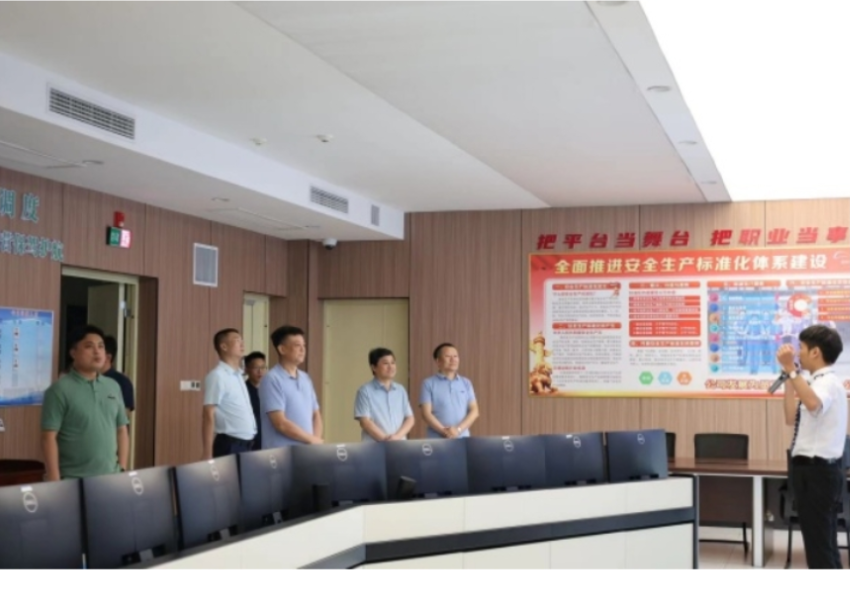 “校企联动·智创未来”——湖南铁道职院与湖南磁浮集团成功签订“产学研基地”战略合作协议