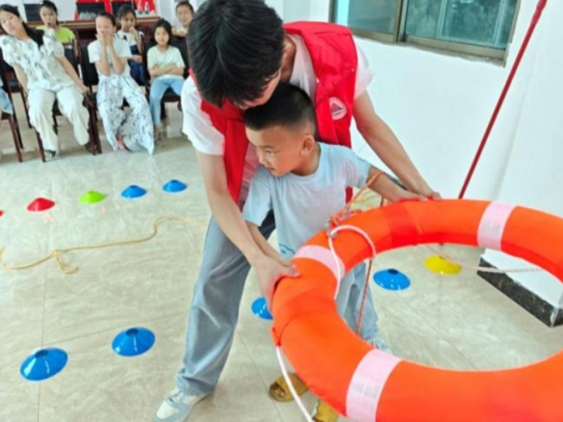 安全“童”行，共筑成长路——湖南工程职院开展留守儿童安全守护行动