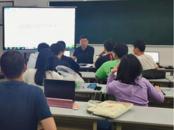 匠心育苗赋能双创 青春筑梦启航湖铁——湖南铁道职院恒创工作室纪实