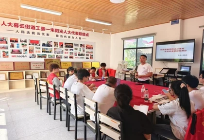 “锋行”实践团对话“中国好人” 长沙职院学子感悟爱与担当助力振兴路