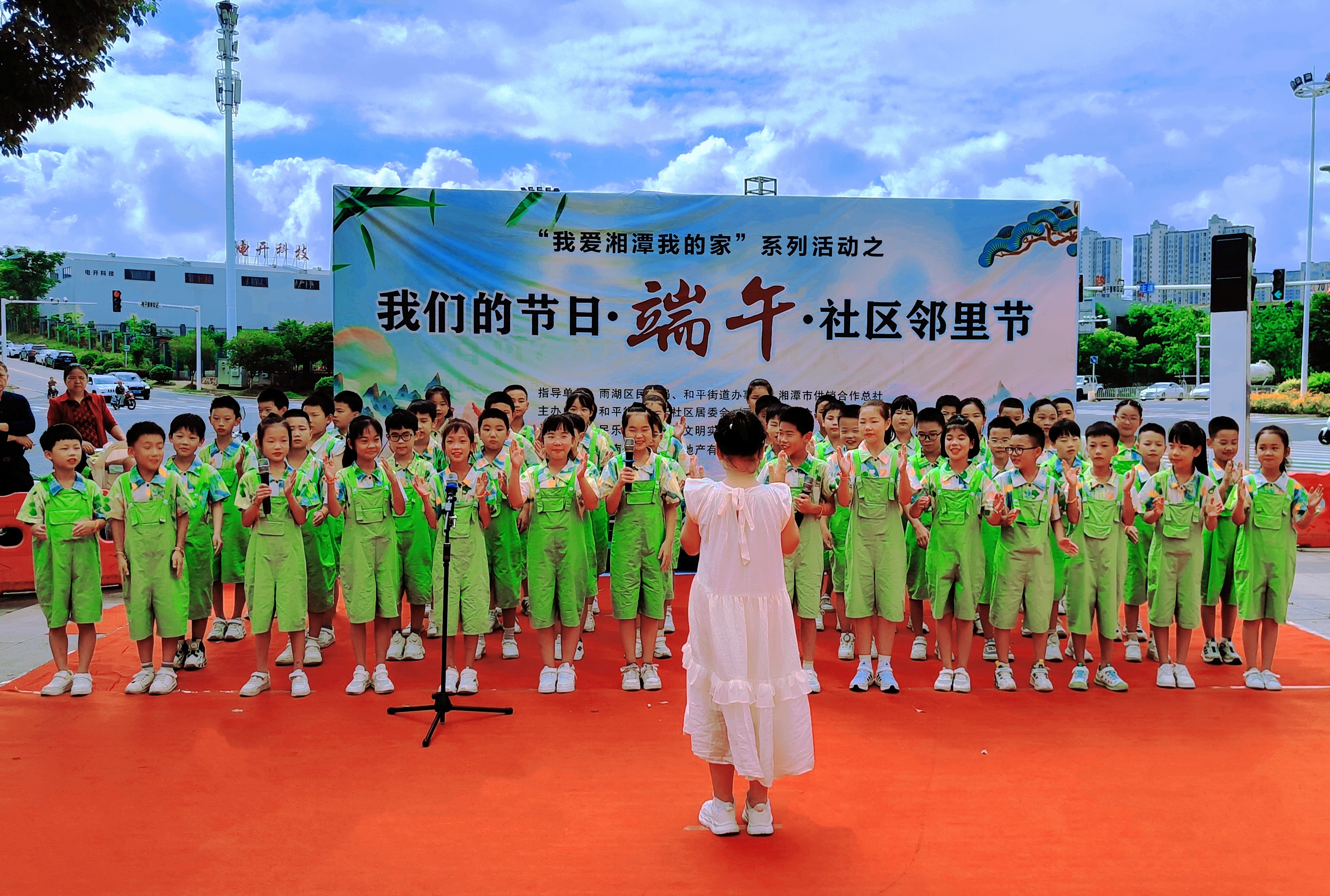 合唱表演.jpg