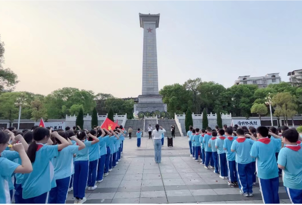 【耒阳站】实验小学金杯塘分校：清明祭英烈，厚植爱国情