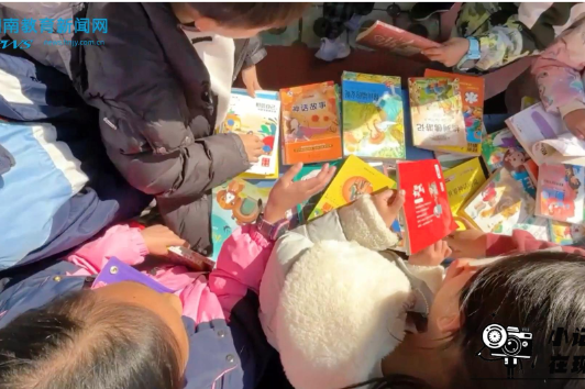 【衡东站】书香之约，让冬日暖意流淌，新塘镇中心学校开展艺术节活动（小记者 唐锦龙 宋思敏 指导教师 谭长清 成亚玲 ）