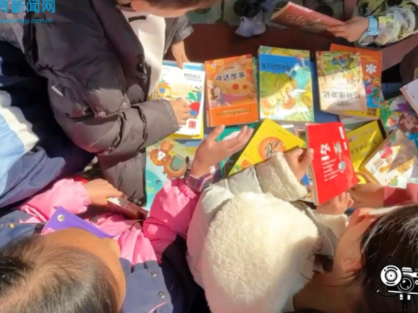 【衡东站】书香之约，让冬日暖意流淌，新塘镇中心学校开展艺术节活动（小记者 唐锦龙 宋思敏 指导教师 谭长清 成亚玲 ）