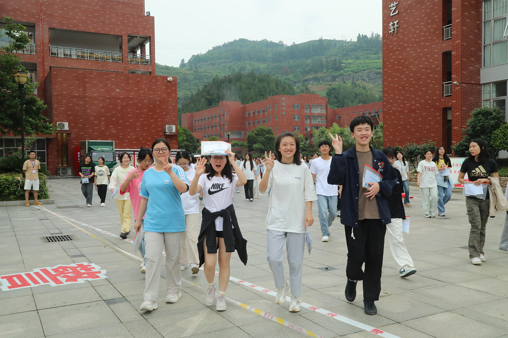 d50e4719a7f64d828dc18d18d91f693.png