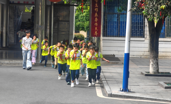 图片03.jpg