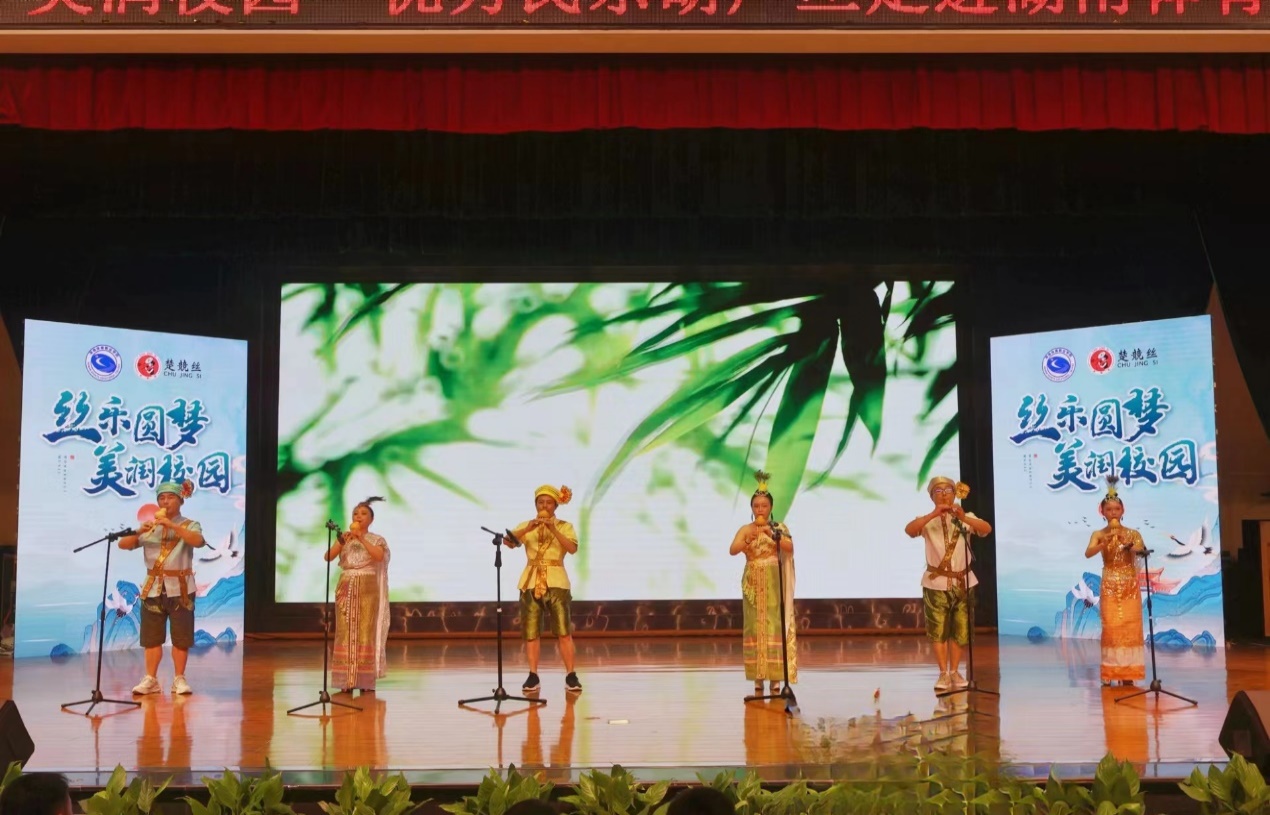演奏现场.jpg