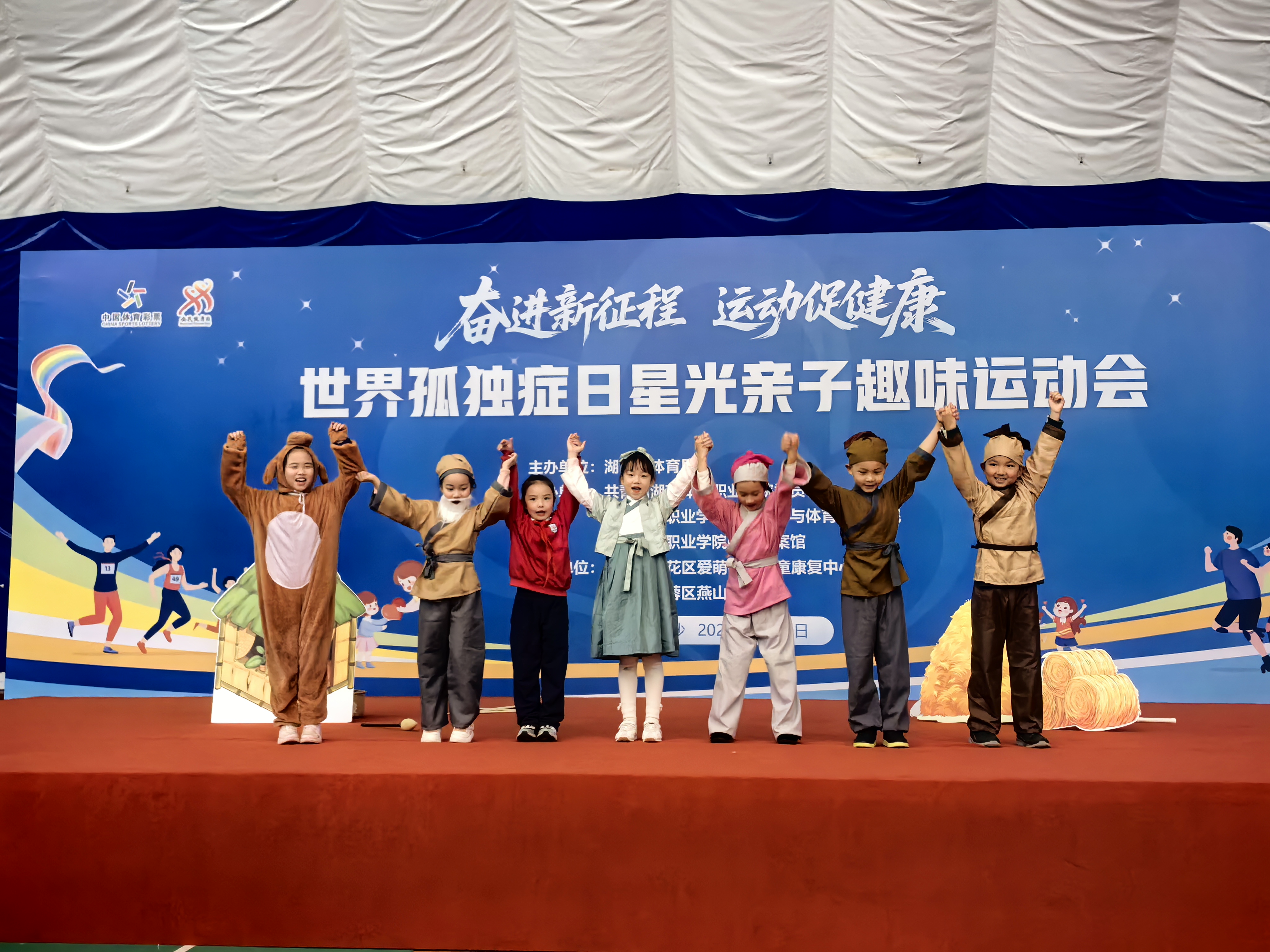 大中小2.jpg 大中小2.jpg