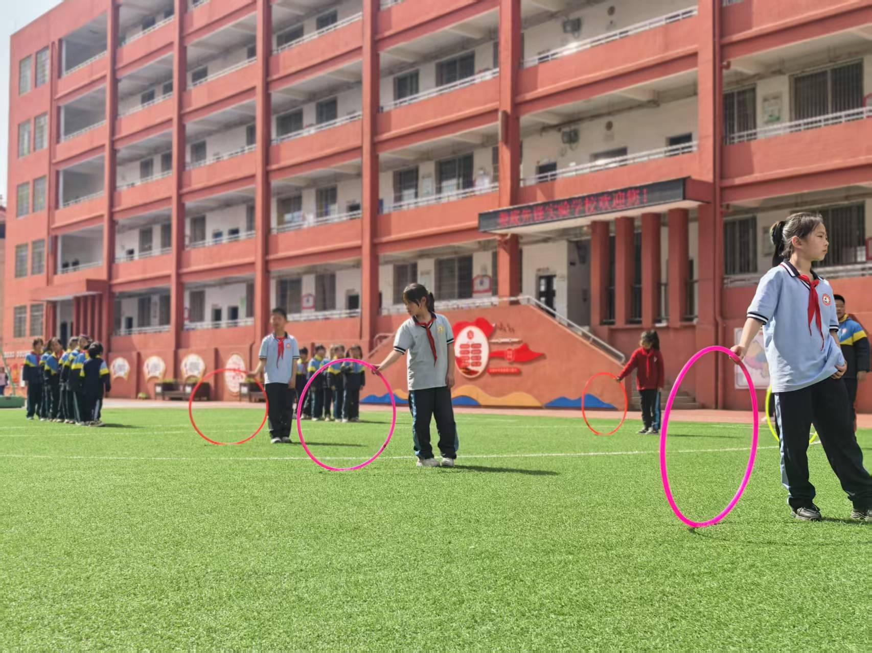 先锋课间游戏.jpg