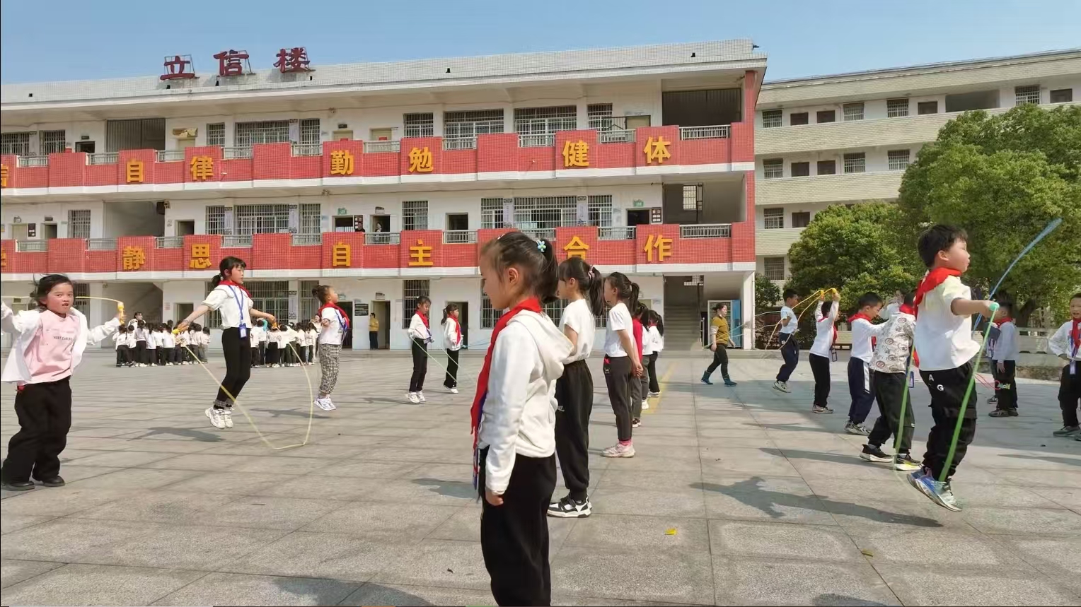 微信图片_20250428164415.jpg