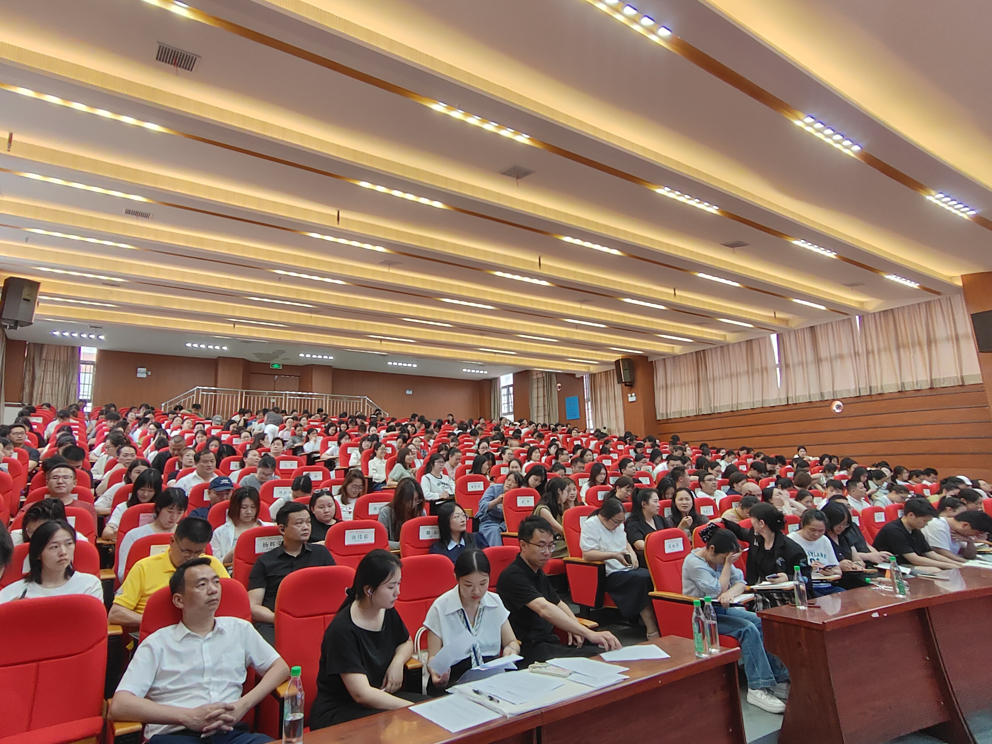 微信图片_20260515154003.jpg 微信图片_20260515154003.jpg