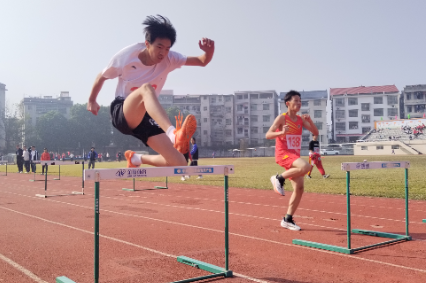 涟源市第50届中小学生田径运动会开幕