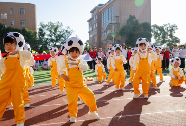 岳阳市岳阳楼区朝阳小学：快来看，这所学校的运动会有点儿不一样！