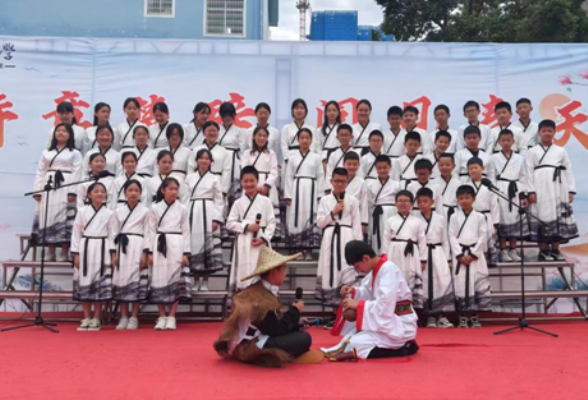 汨罗市高泉小学：在《楚辞》中找寻浪漫春天