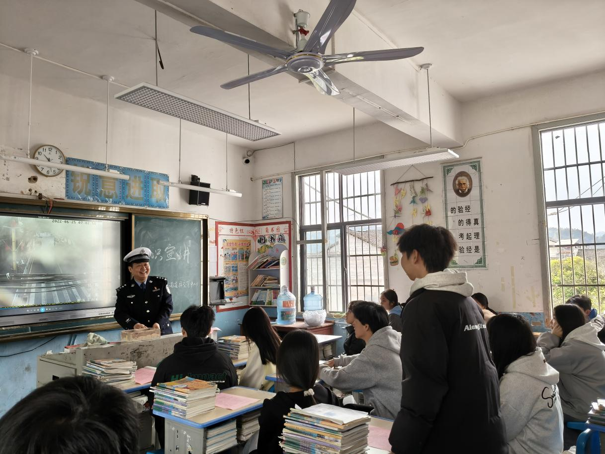 图片15.png 图片15.png