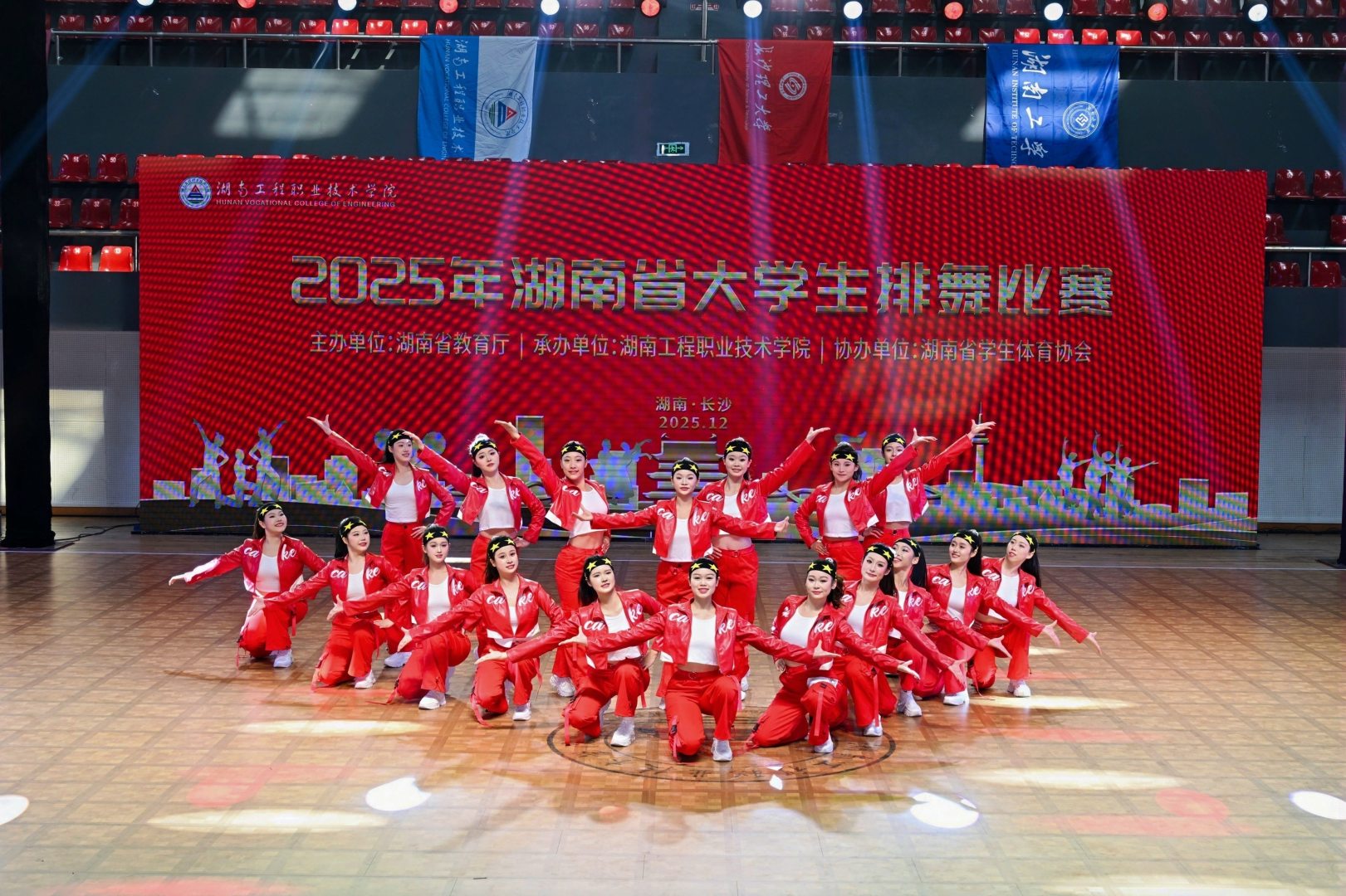 DSC_5719-opq4185155501.jpg DSC_5719-opq4185155501.jpg