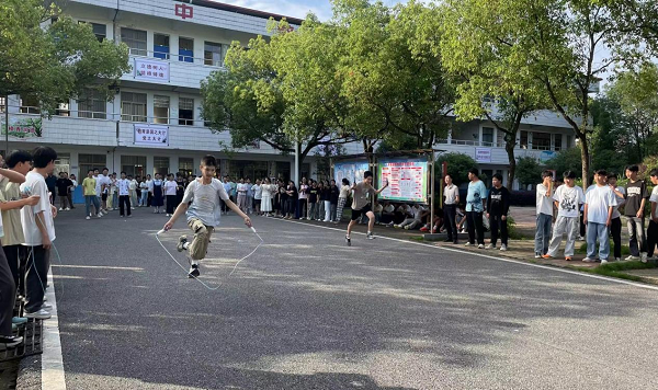 图片2.png 图片2.png