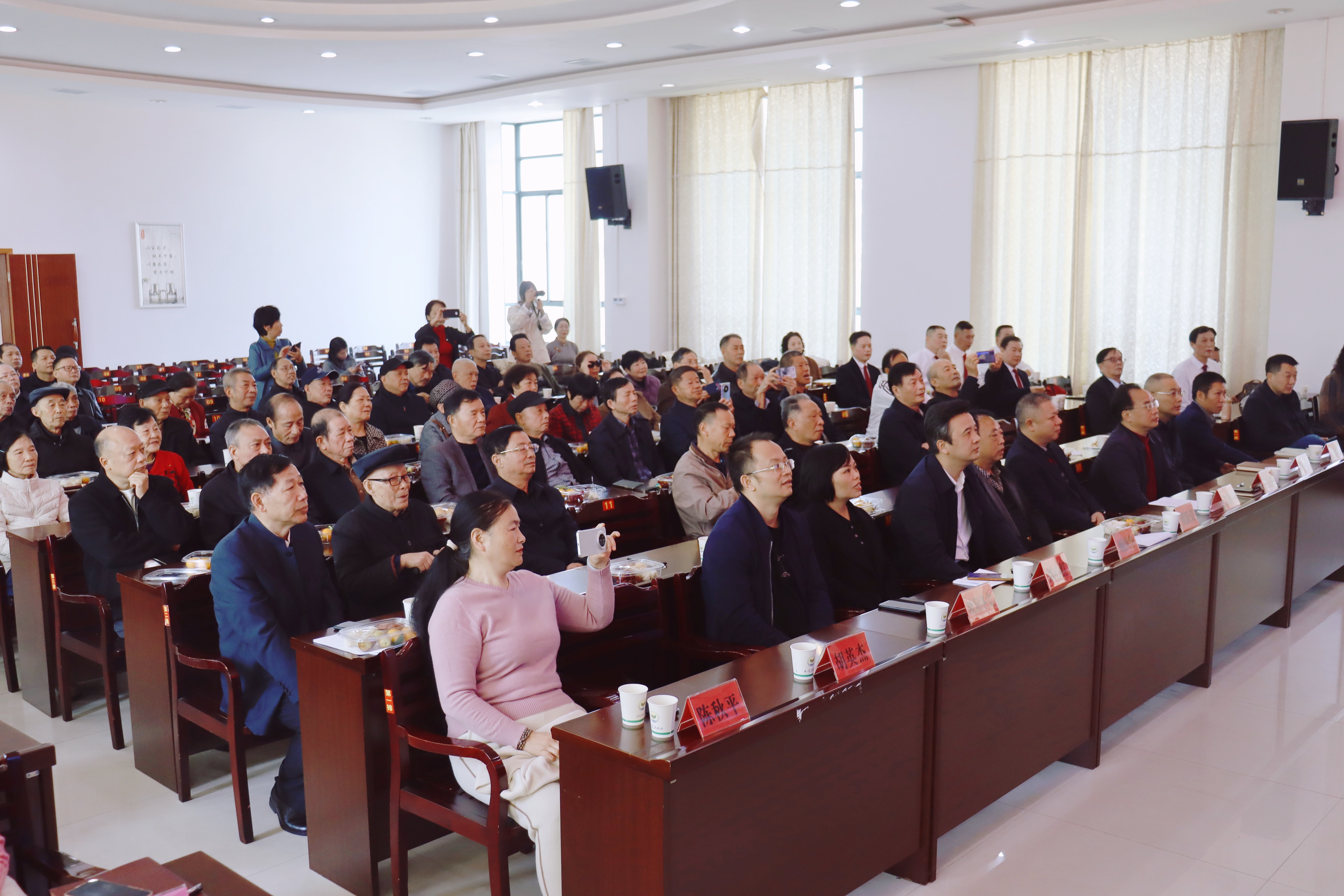 微信图片_20251028162643_102_348.jpg 微信图片_20251028162643_102_348.jpg