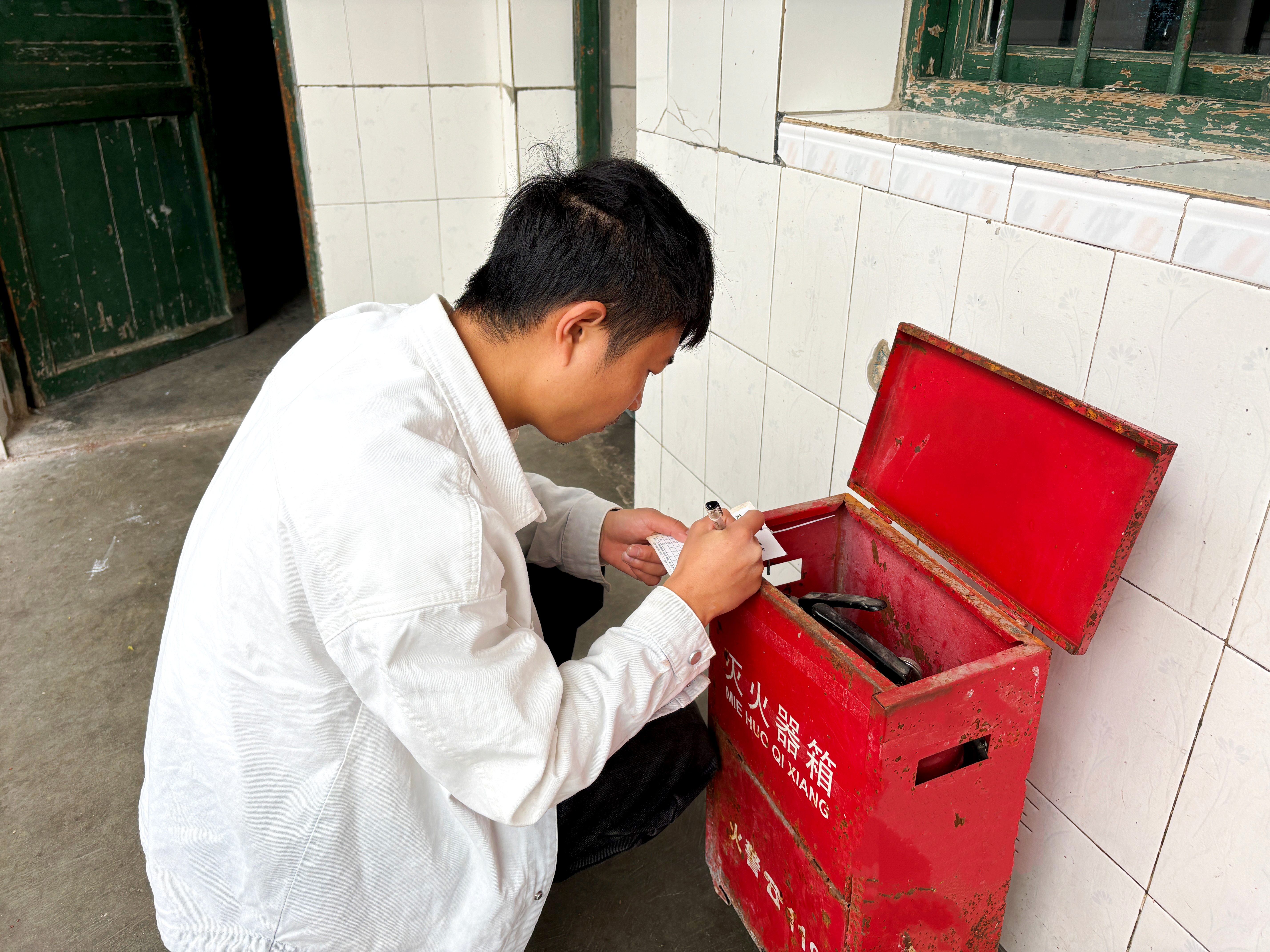 微信图片_20251113105013_419_260.jpg 微信图片_20251113105013_419_260.jpg