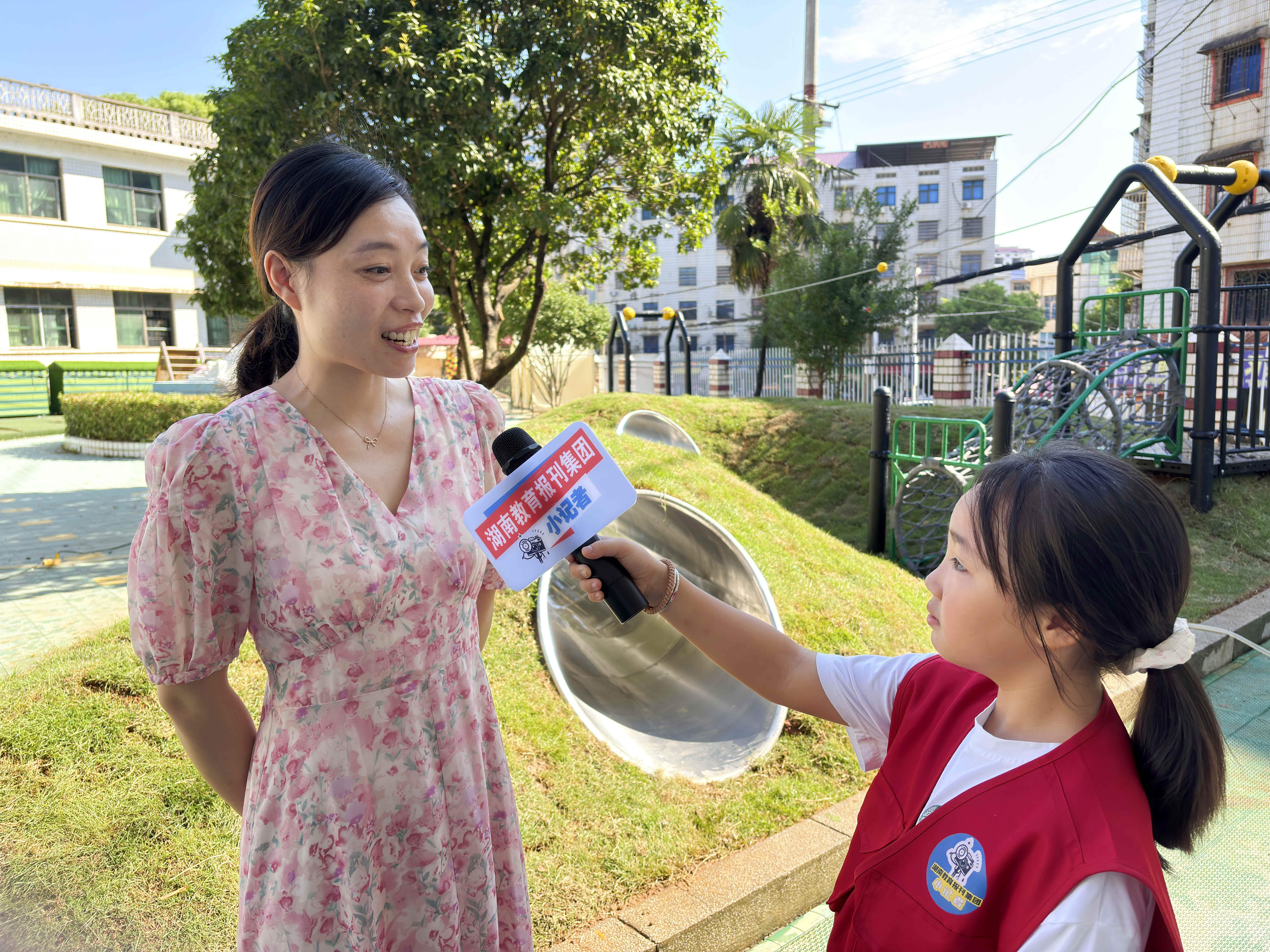 采访尹琴保教主任.jpg