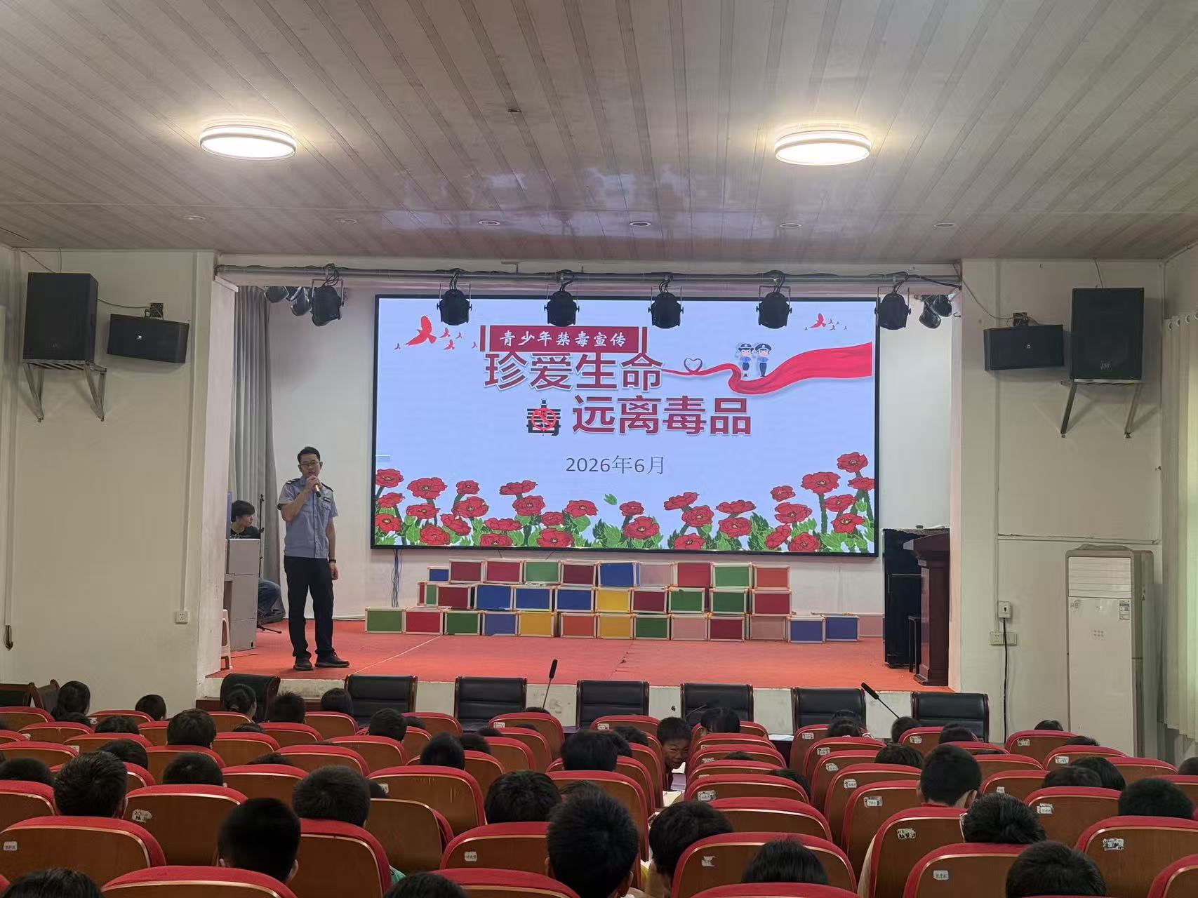 图1.jpg