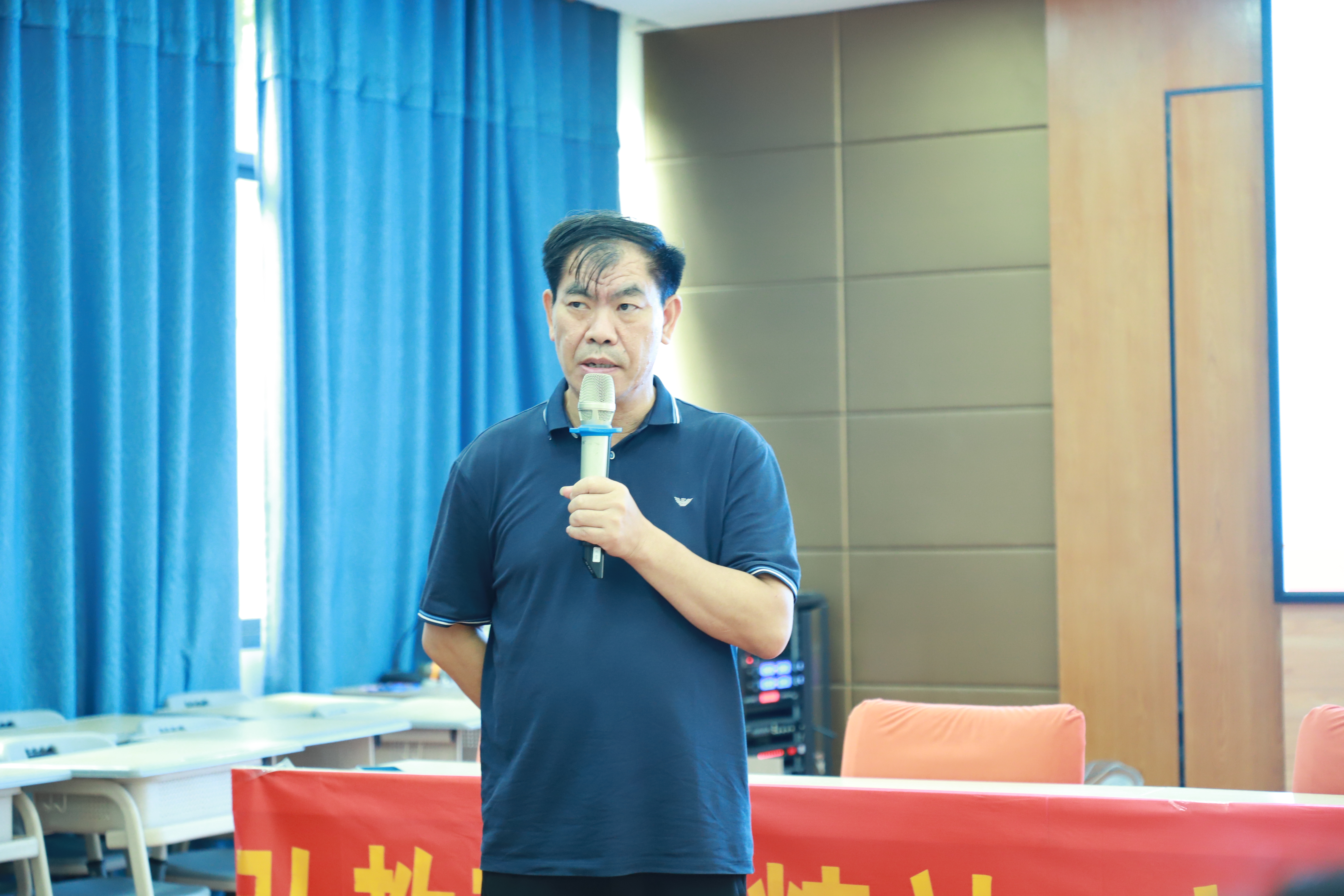 6唐良平.JPG