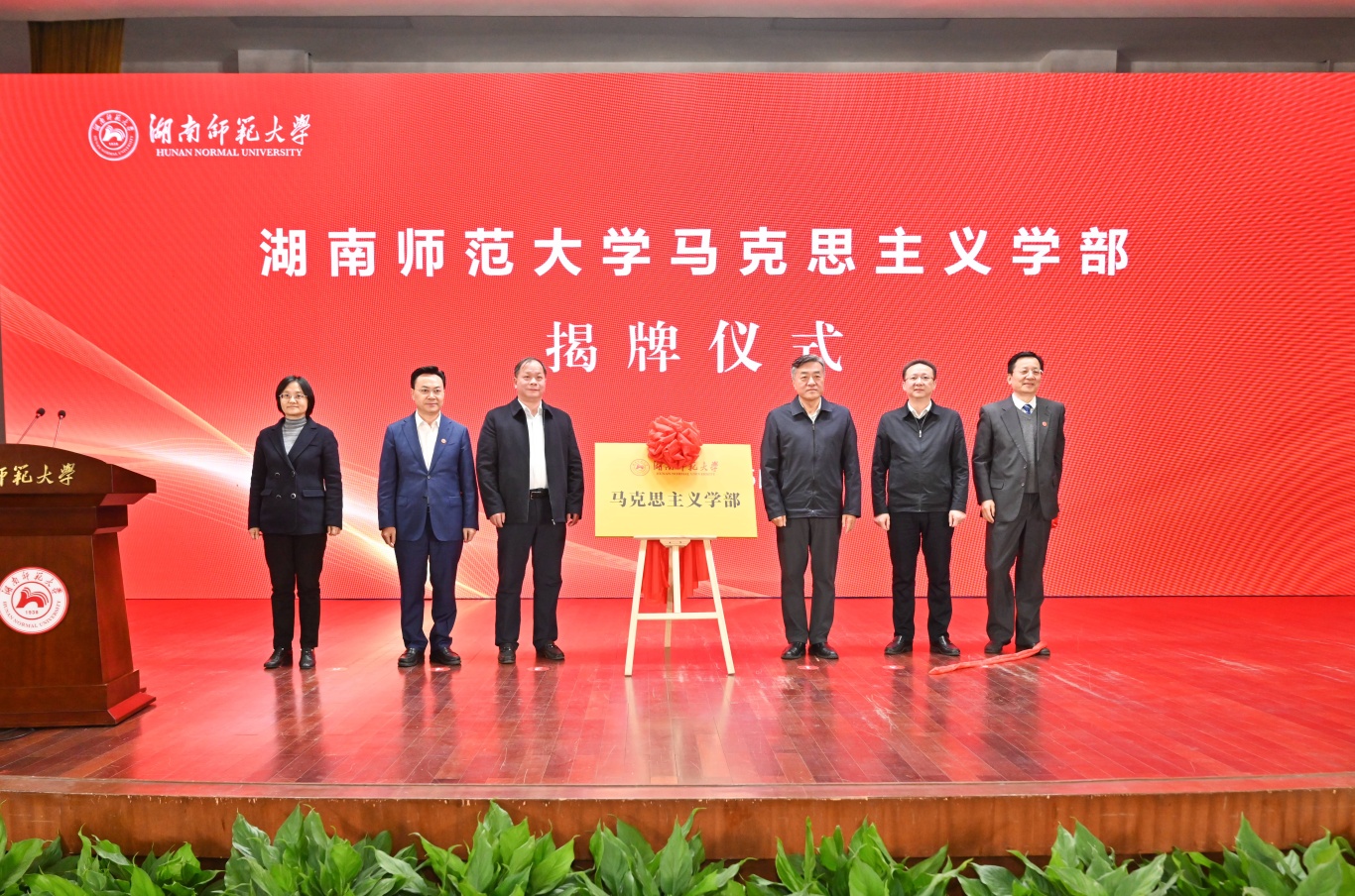 YZLjb9U4_8Ndb.jpg YZLjb9U4_8Ndb.jpg