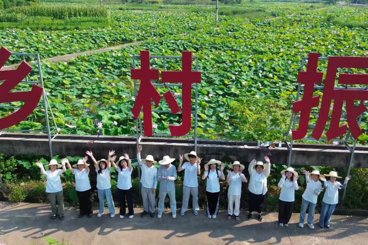 【2025三下乡】湖南农业大学“绘美湘村”实践团赴茶陵诸睦村开展暑期美育实践
