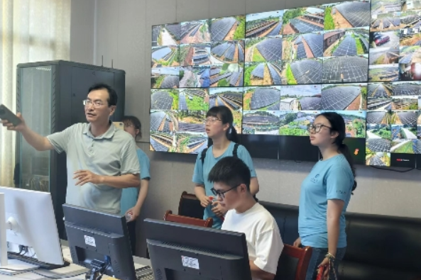 【2025三下乡】湘潭大学：聚焦“双碳”目标 学子开启新能源调研之旅