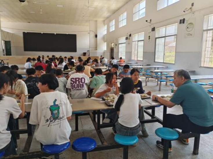 双牌县：深入乡镇学校开展义务教育专项调研