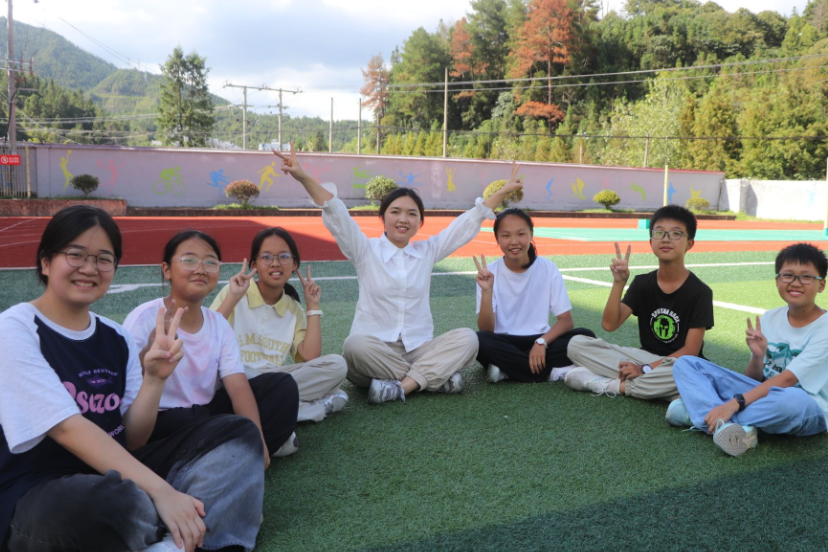 化学“魔法师”张天涯：让山区课堂绽放科学萤火