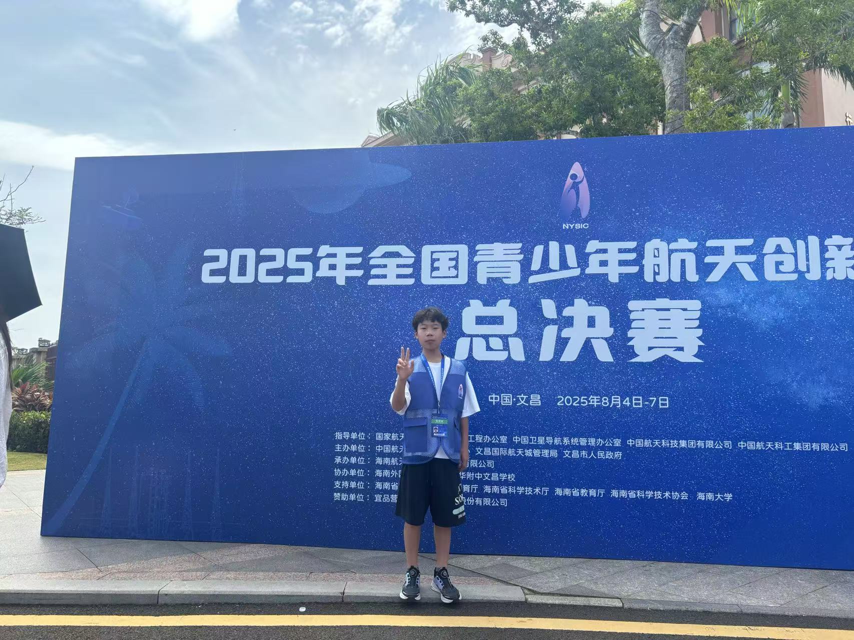 fc7cf6663c847492babcf1dcc35eb46e.jpg